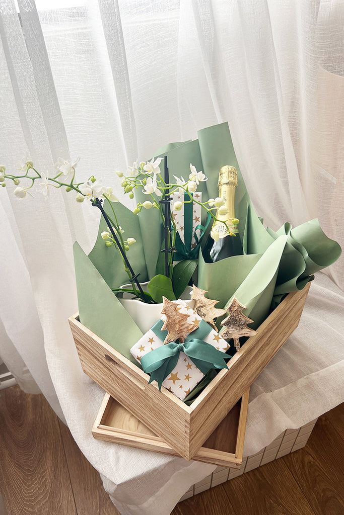 Worker: Solid Wooden Crates w/ Lid
